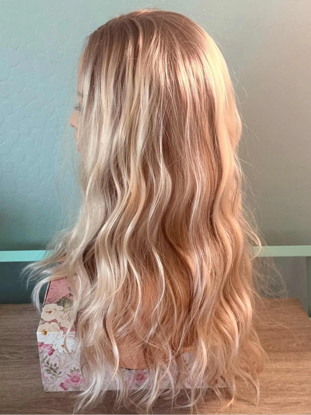 N/A soft blonde